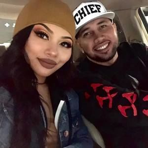 Meet your Posher, Mariah manibusan